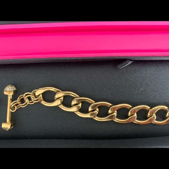 Juicy Couture Gold Chain Bracelet - Picture 4 of 5
